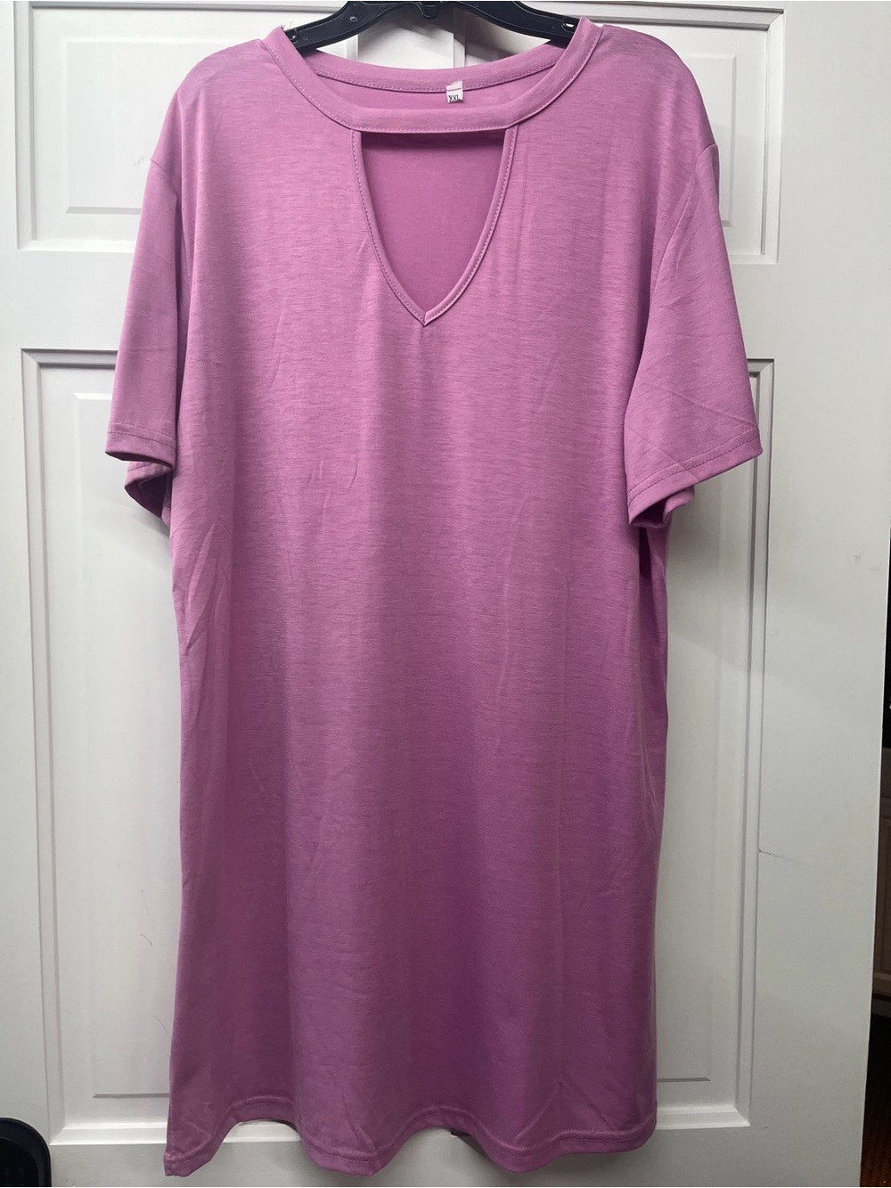 Men's Short Sleeve Cutout Crewneck Shirt - Pink